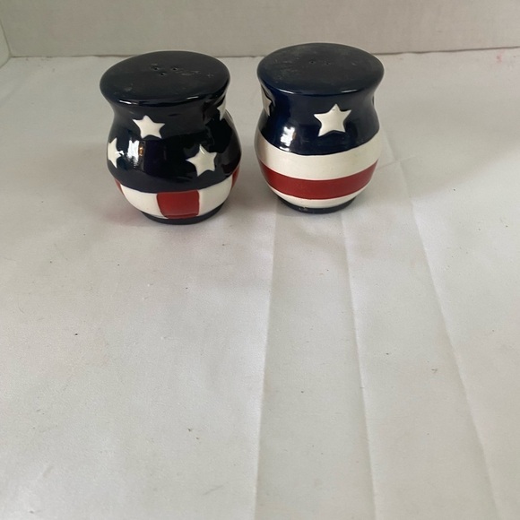 Patriotic Salt & Pepper Set (FH) - Picture 9 of 11